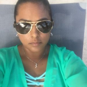 Meet your Posher, Marci